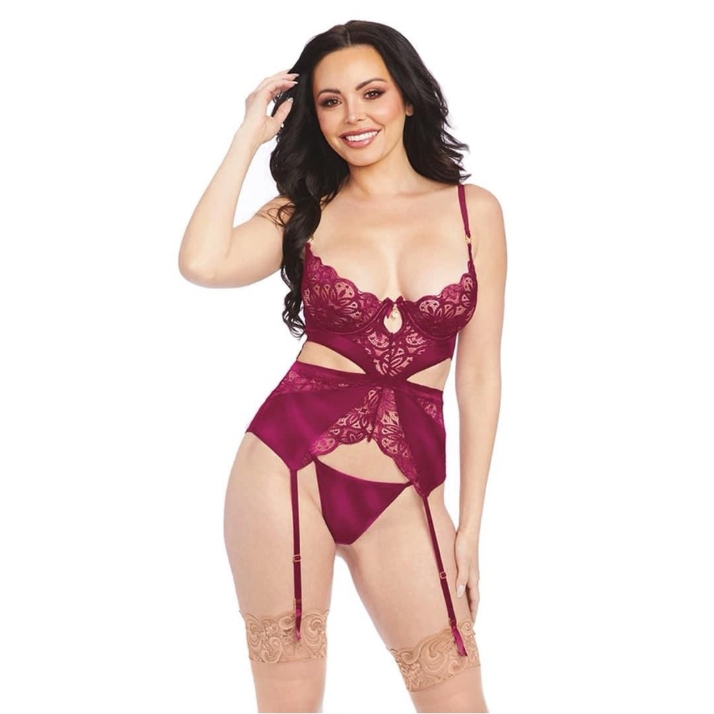 NWOT Purple Lingerie Garter Set